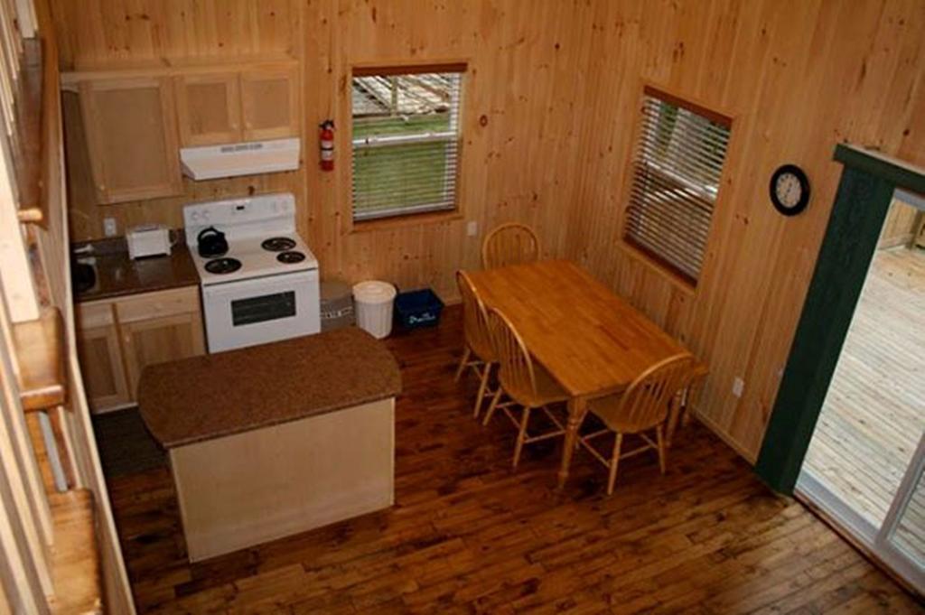 Lanes Riverhouse Inn & Cottages Montague Номер фото